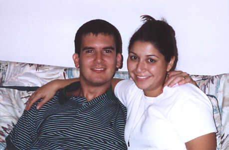 Jorge&Deana.jpg (19750 bytes)